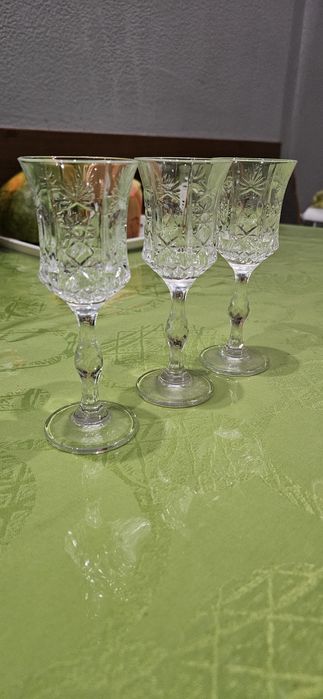 Хрустальная посуда: бокалы рюмки