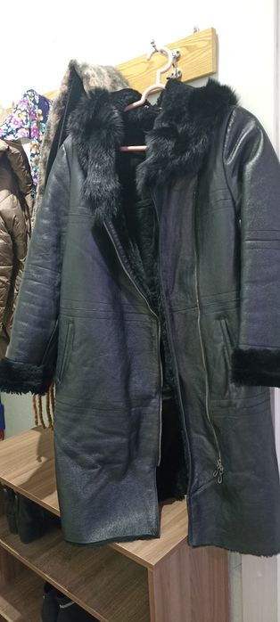 Дубленка зимняя кожанная.