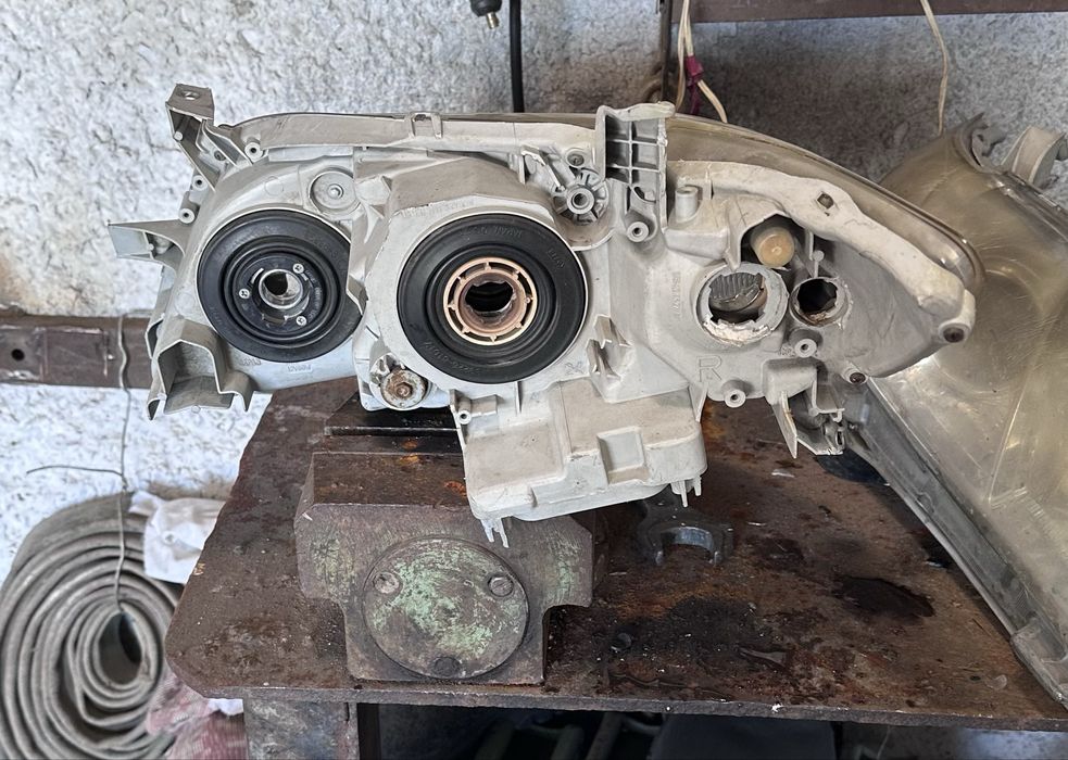 Фары правые камри 40