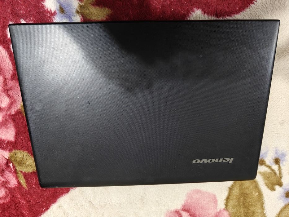 Laptop Lenovo Intel core  i3 gen 5, 8GB RAM