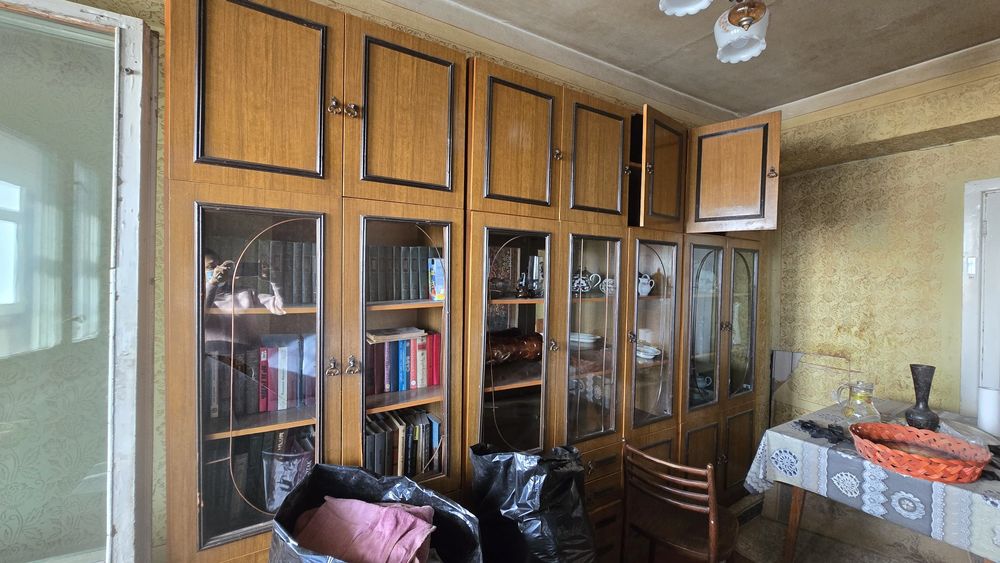 Стенка в гостинную