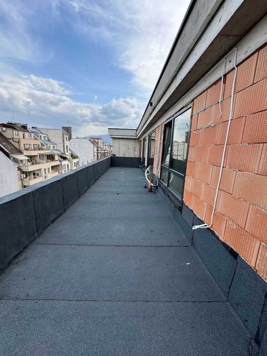 Продава се Двустаен апартамент в София, Център - 67 кв.м за 2389 €/кв.м - Снимка #4