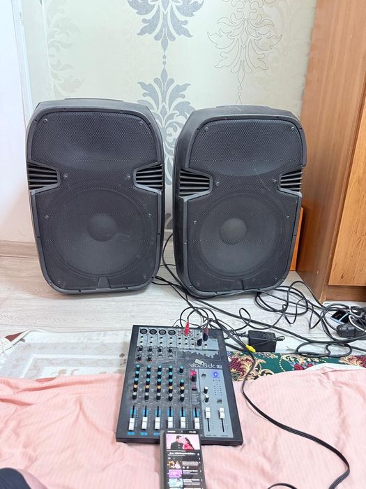 Колонка с микшером