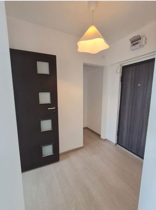 Apartament 2 camere Titan/Intrare Reconstructiei nr 1