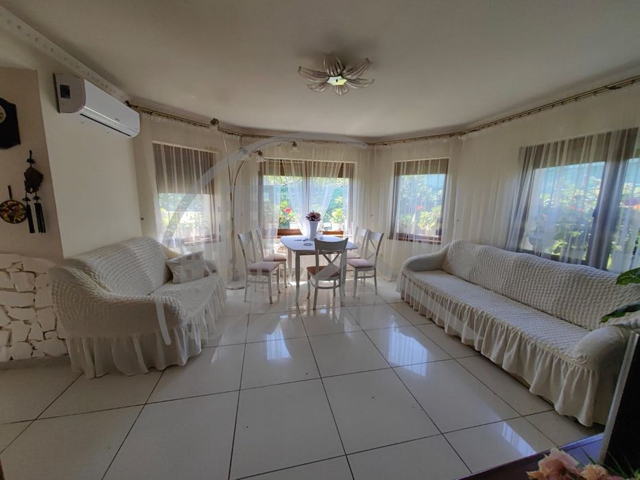 Продава се Къща в с. Кичево, Област Варна - 275 кв.м за 964 €/кв.м - Снимка #1