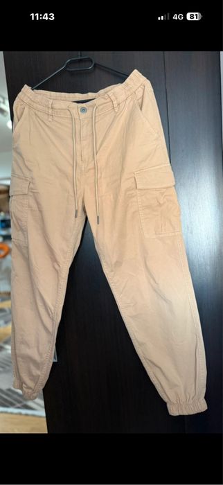 Pantaloni barbati  M