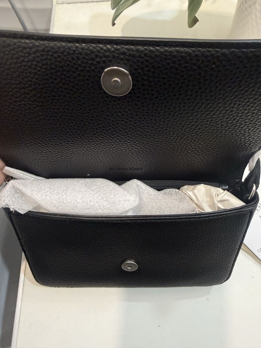Geanta Calvin Klein- noua cu eticheta