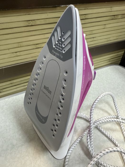 Парна ютия Braun Texstyle 3