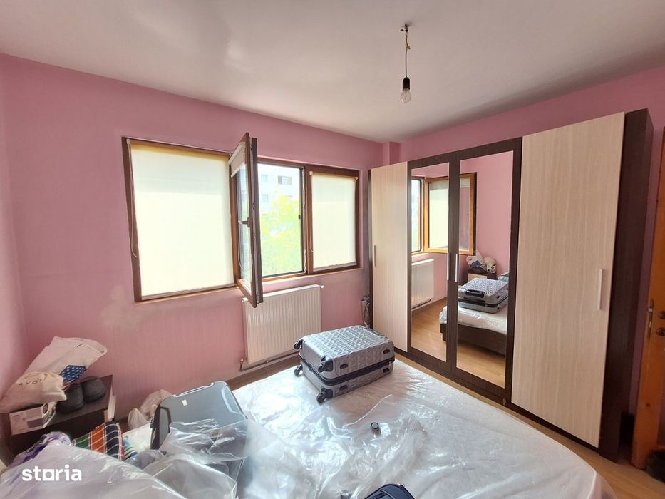 Apartament 3 camere etaj 2,zona Orizont