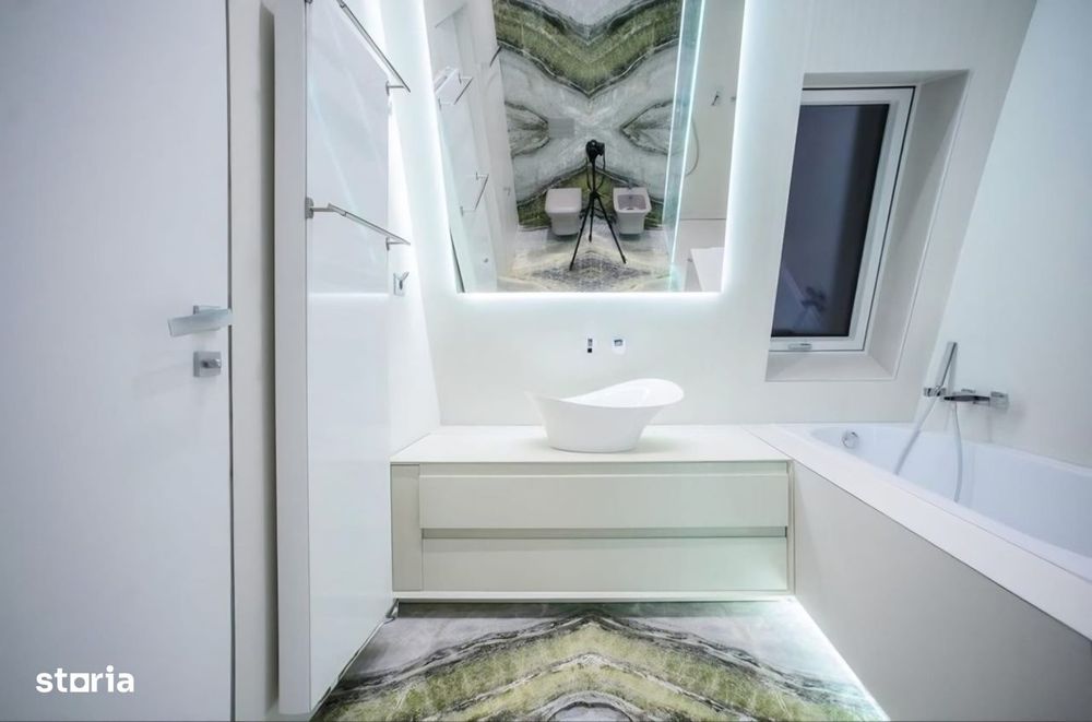 Iancu Nicolae: Penthouse in imobil exclusivist, langa padure!