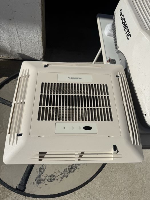 Климатик Dometic Freshjet 2200