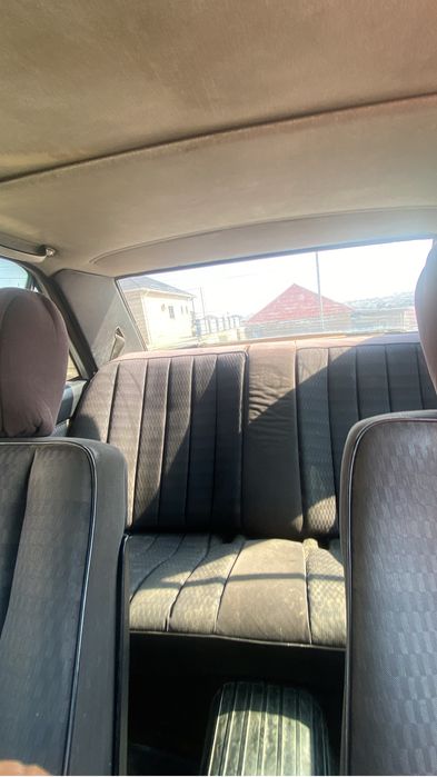 Мерседес бенс 190е