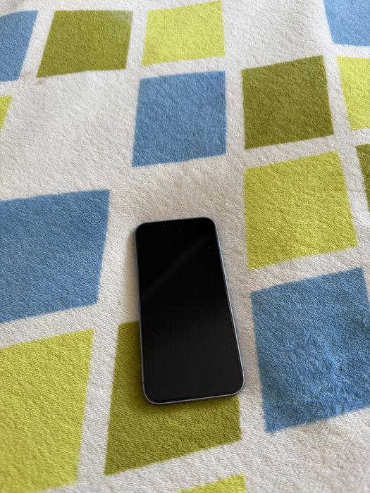 Продам Iphone 14