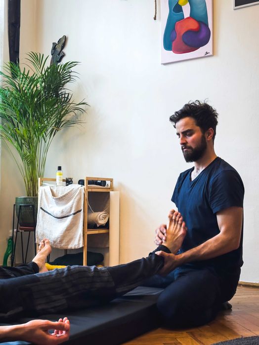 Masaj Terapeutic • Coloană • Chiropraxie • Osteopatie