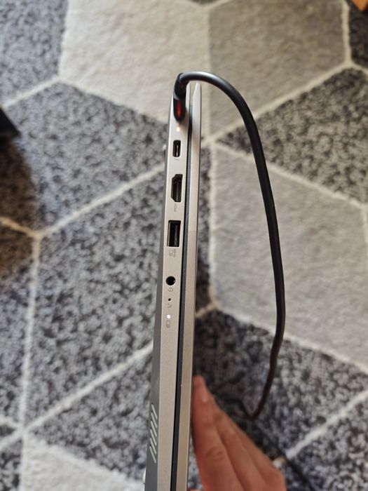 Vand laptop Lenovo Thinkbook 14