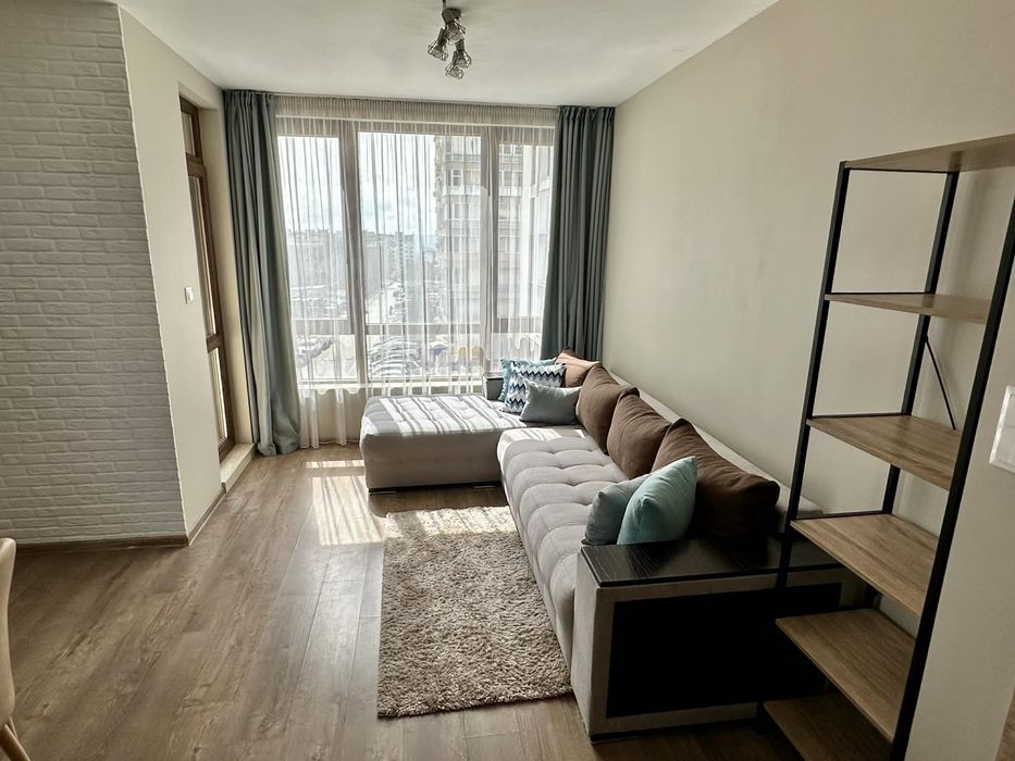 Дава се под наем Двустаен апартамент в Варна, Възраждане 2 - 60 кв.м за 598.23 € - Снимка #4