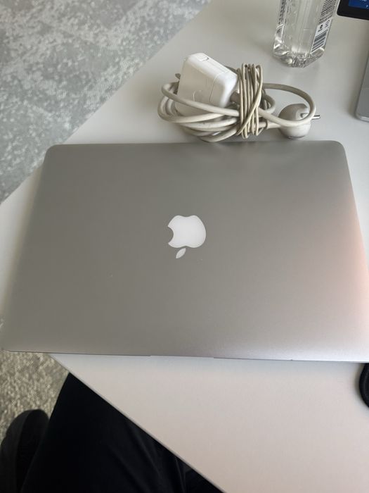 Macbook Air Late 2010 cu MX LINUX