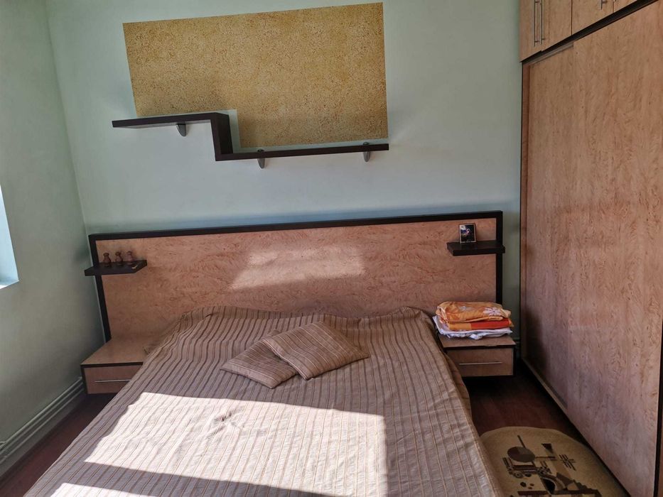 Apartament 2 camere de vânzare Plopeni, Prahova