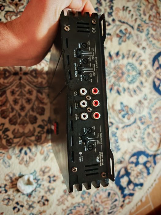 Vand amplificator Renegade 1100w