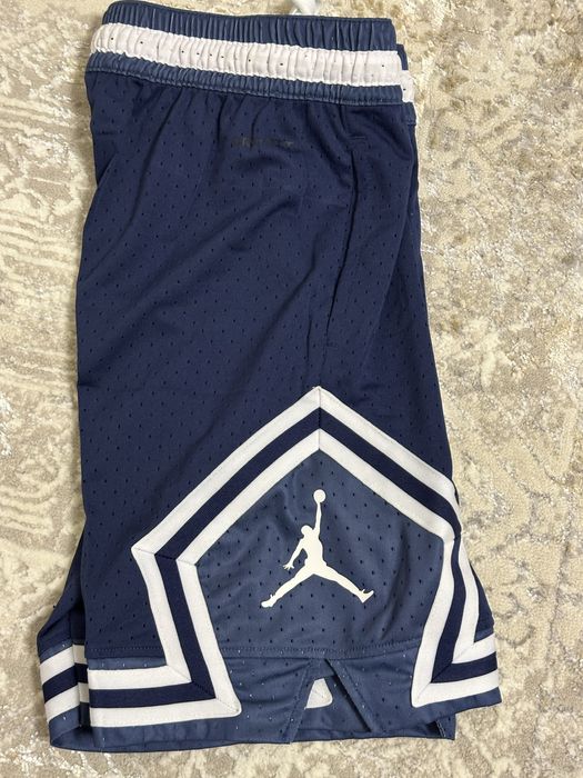Шорты и футболка jordan