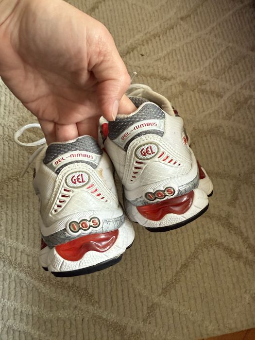 Маратонки Asics 38н