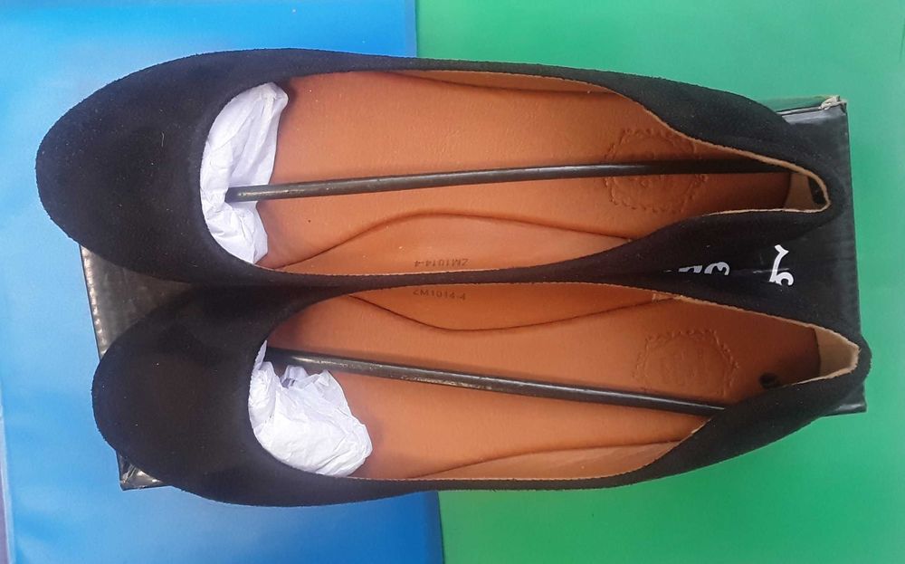 Туфли черные замшевые, фирмы Ollio