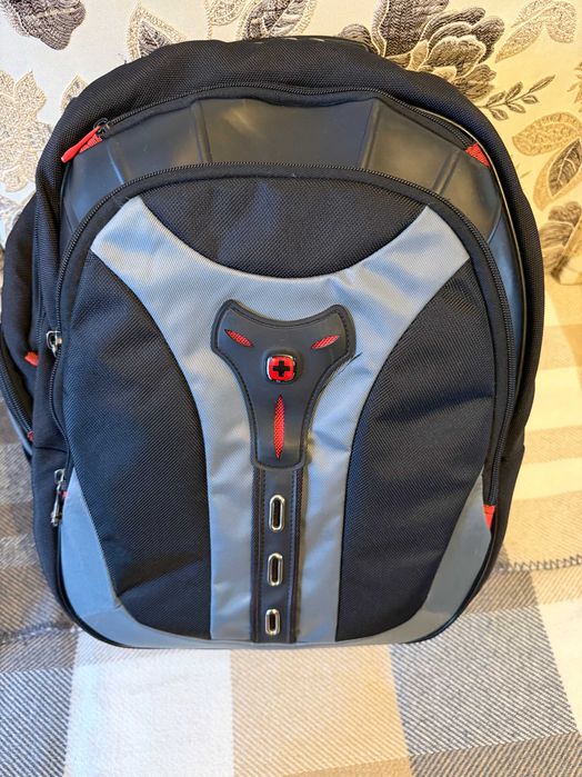 Оригинальный прочный рюкзак Wenger (Victorinox) с тросом