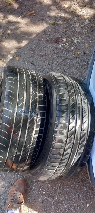 2  летни гуми Continental 205/55/16, 2бр за 29 лв. Общо