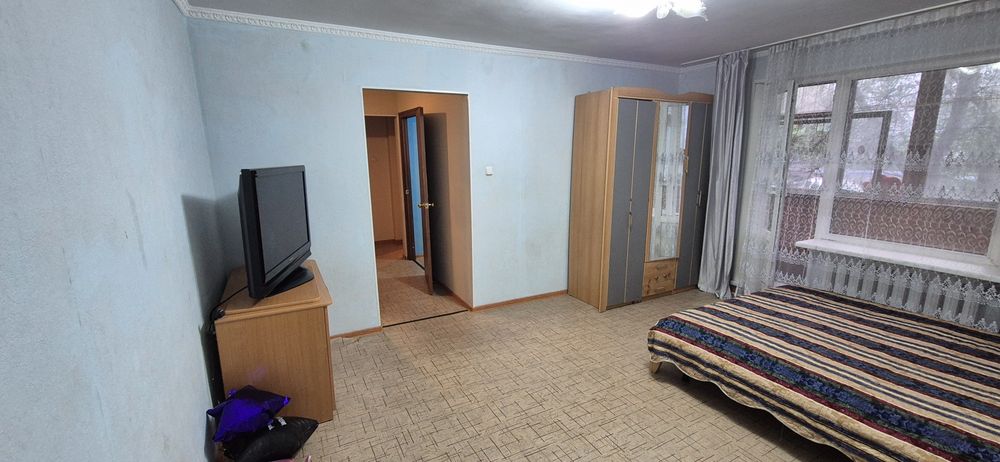 Сдам 2 комнатную квартиру в центре возле муз школы