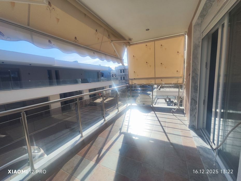 ПРОДАВА Апартамент на първи етаж ,над партер, в Паралия Офринио