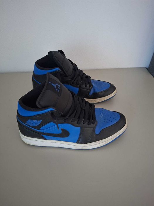 Nike Air Jordan 1 Mid Royal Blue