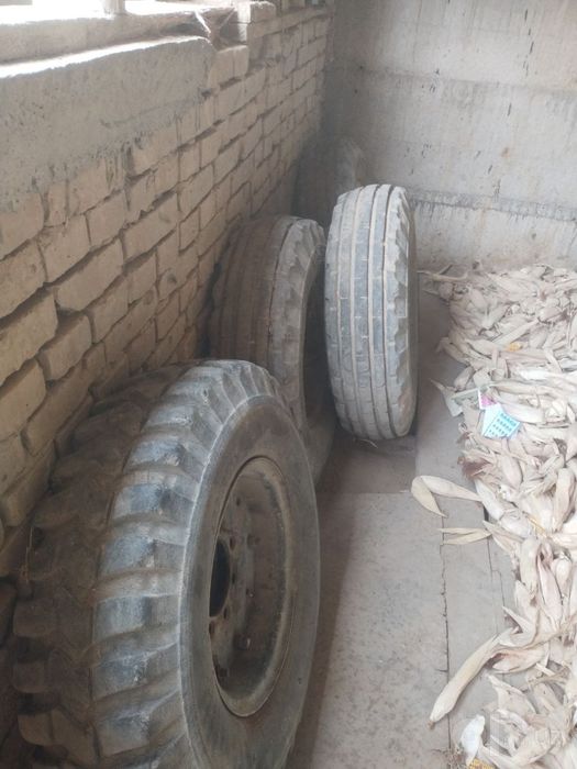 Traktor orqa shinalati va prasep uchun ideal shinalar