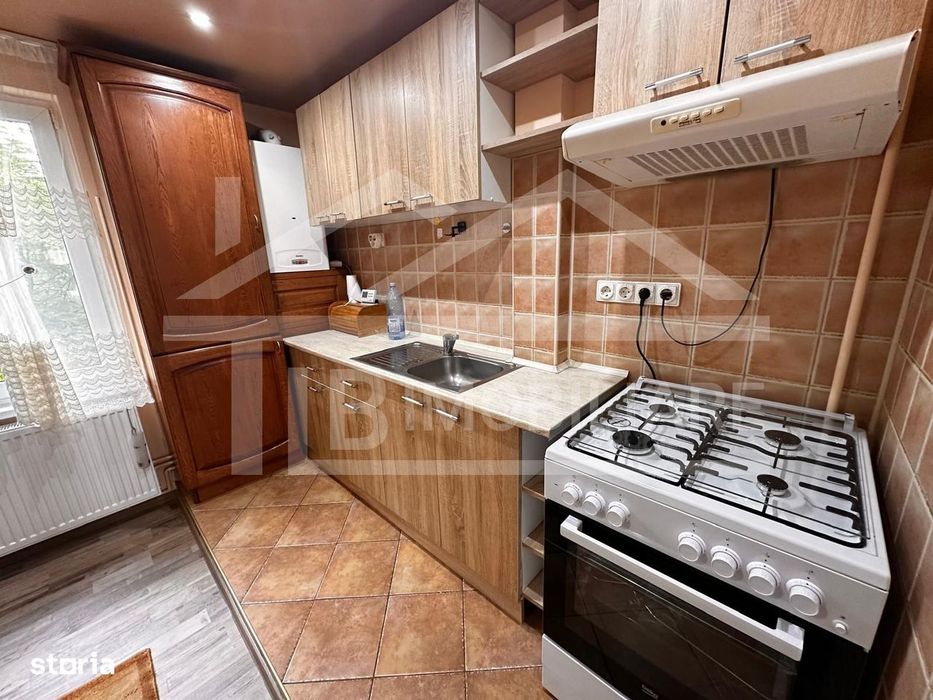 Apartament de 3 camere, 70mp,parcare, decomandat, Zona Kaufland