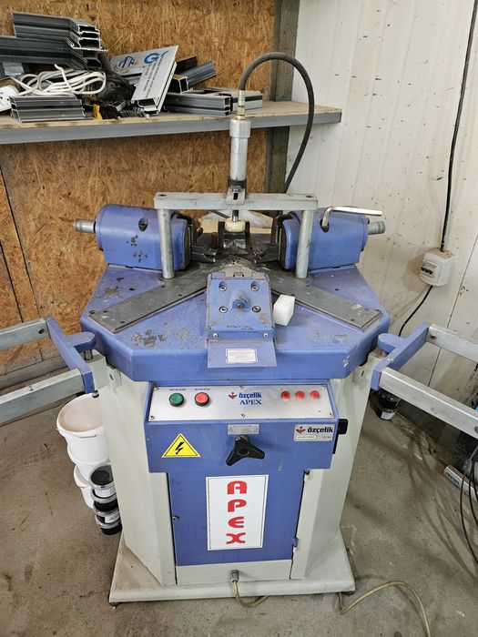 Оборудование  для производства окон дверей