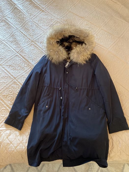 Продам парку, натуральный мех