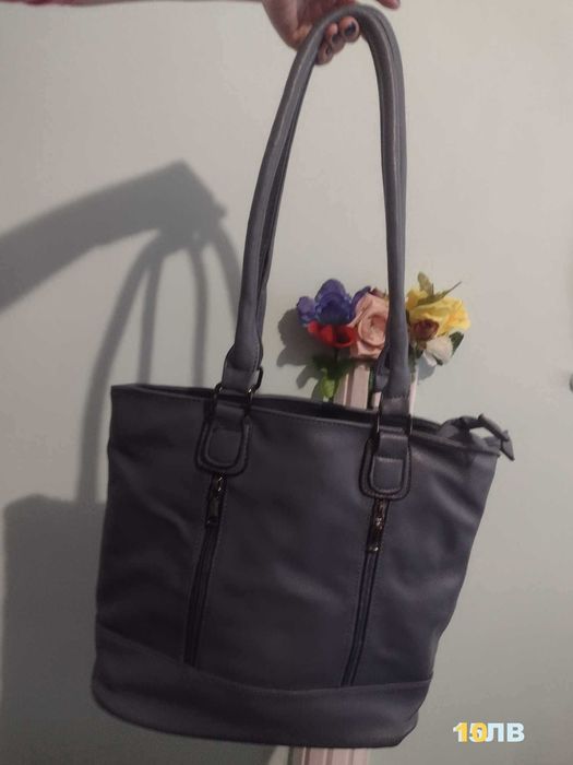 дамски чанти различни модели