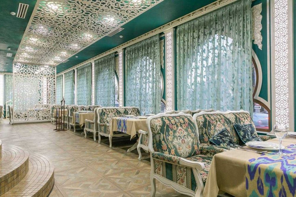 Сдается помещение под кафе/ресторан в аренду. 1800м2