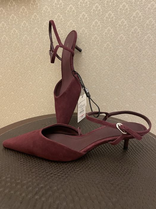 Босоножки Zara
