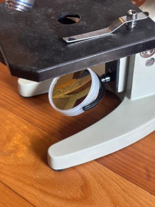 Продам микроскоп с обьективами