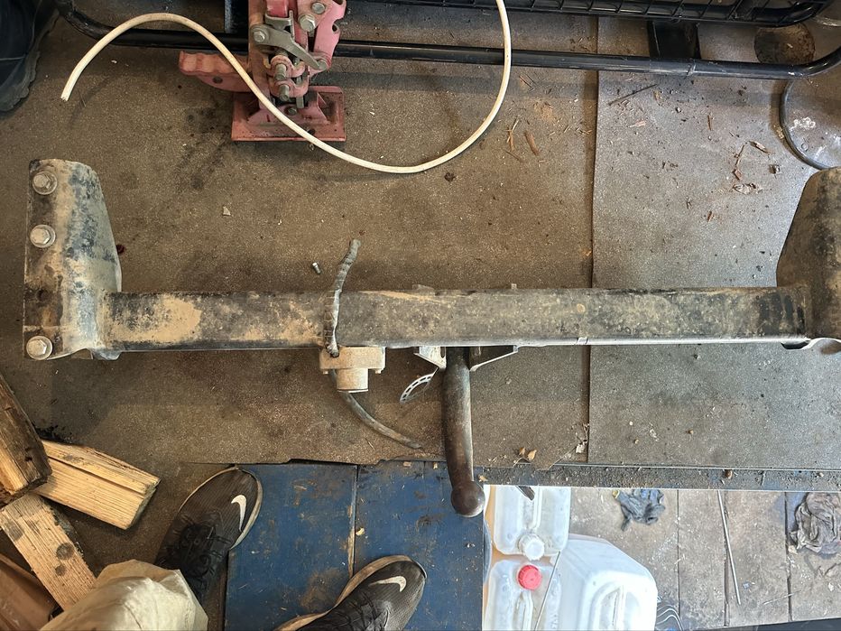 Фаркоп на Nissan Patrol