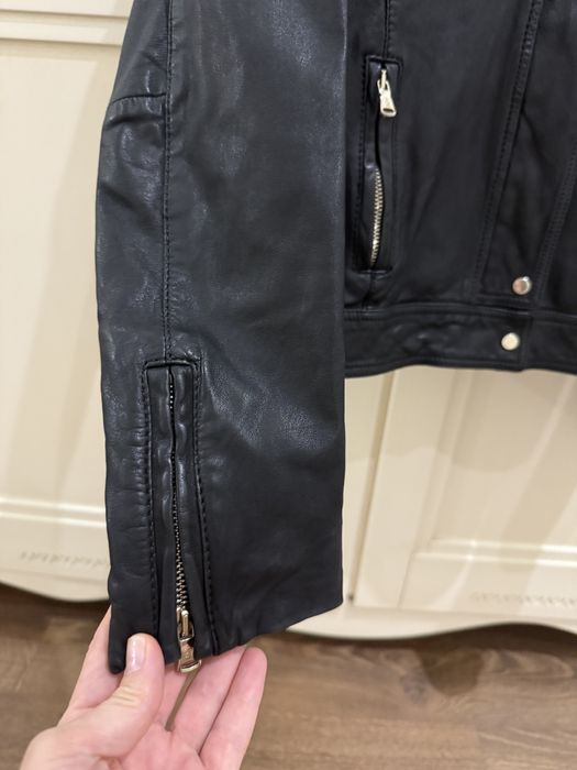 Куртка кожанная Massimo Dutti