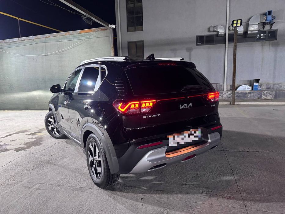 Kia Sonet 2025 — 7