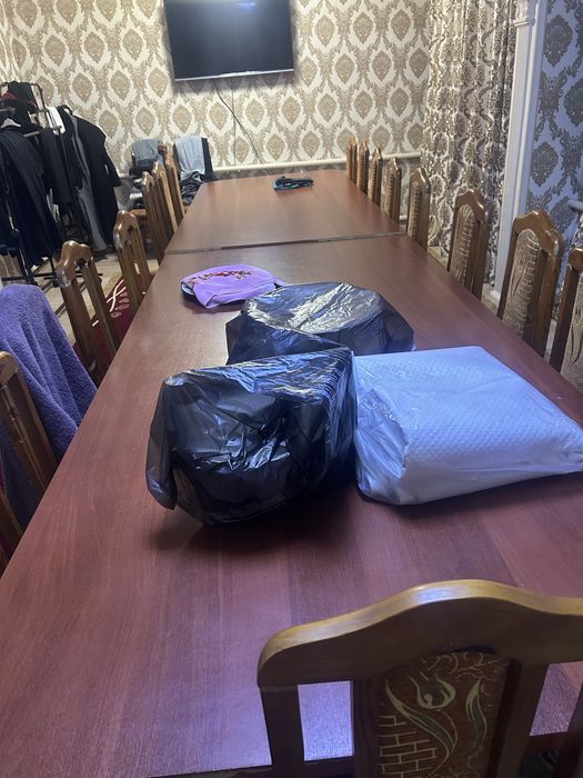 Стол стульями 2,5 метр бөлек болады