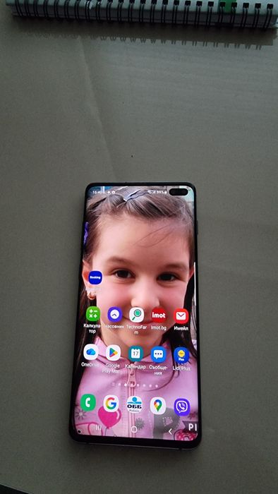 Продавам телефон самсунг