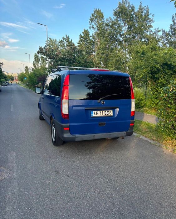 Mercedes Benz Vito 115 , 8+1 locuri.