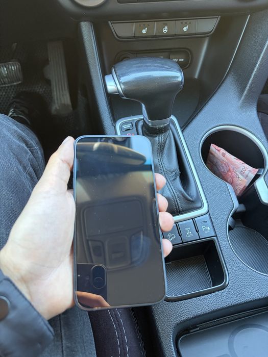 Айфон 13 256gb!!