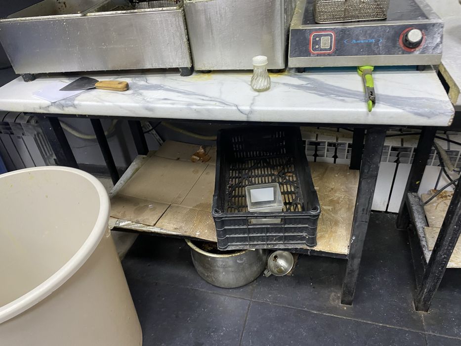 Продам оборудование для кафе ресторан(суши,пицца)