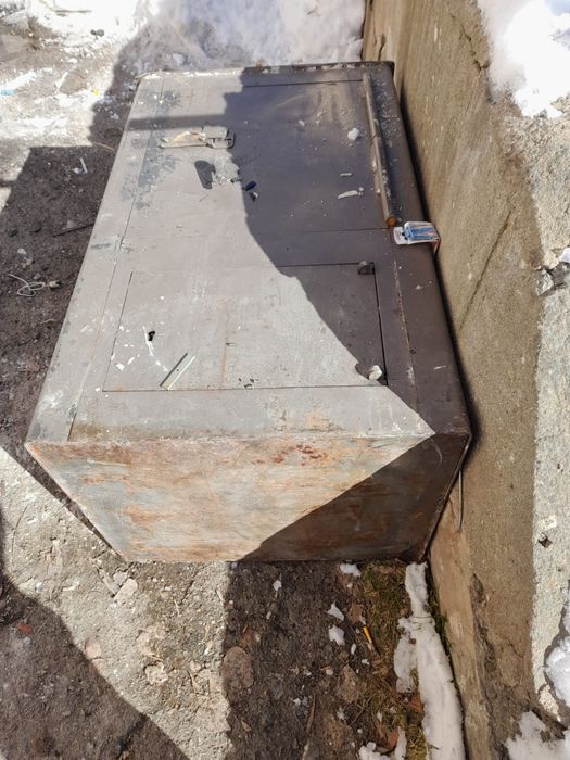 Сейф советский, очень тяжелый