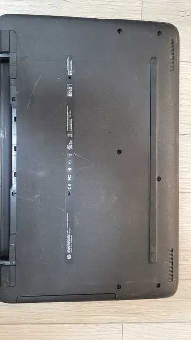 Bottomcase / capac inferior laptop HP TPN-C126 HP 15-af190ng Amd A8