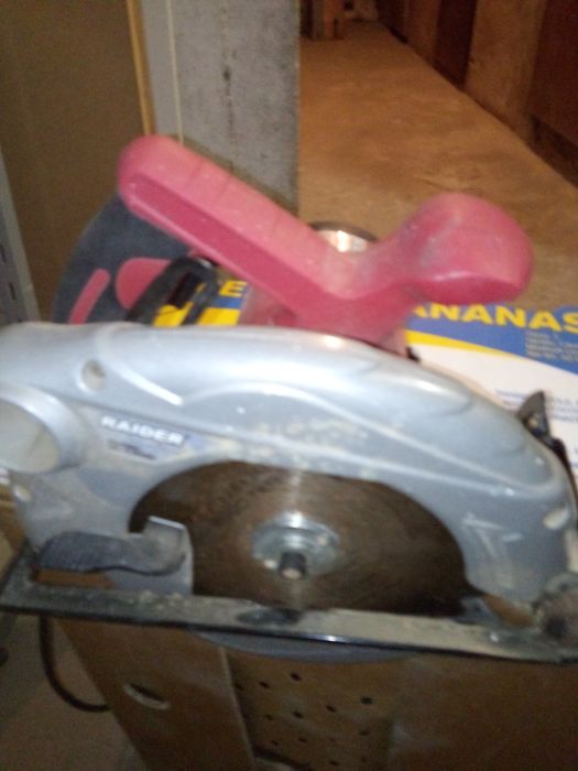 Ръчен циркуляр раидер